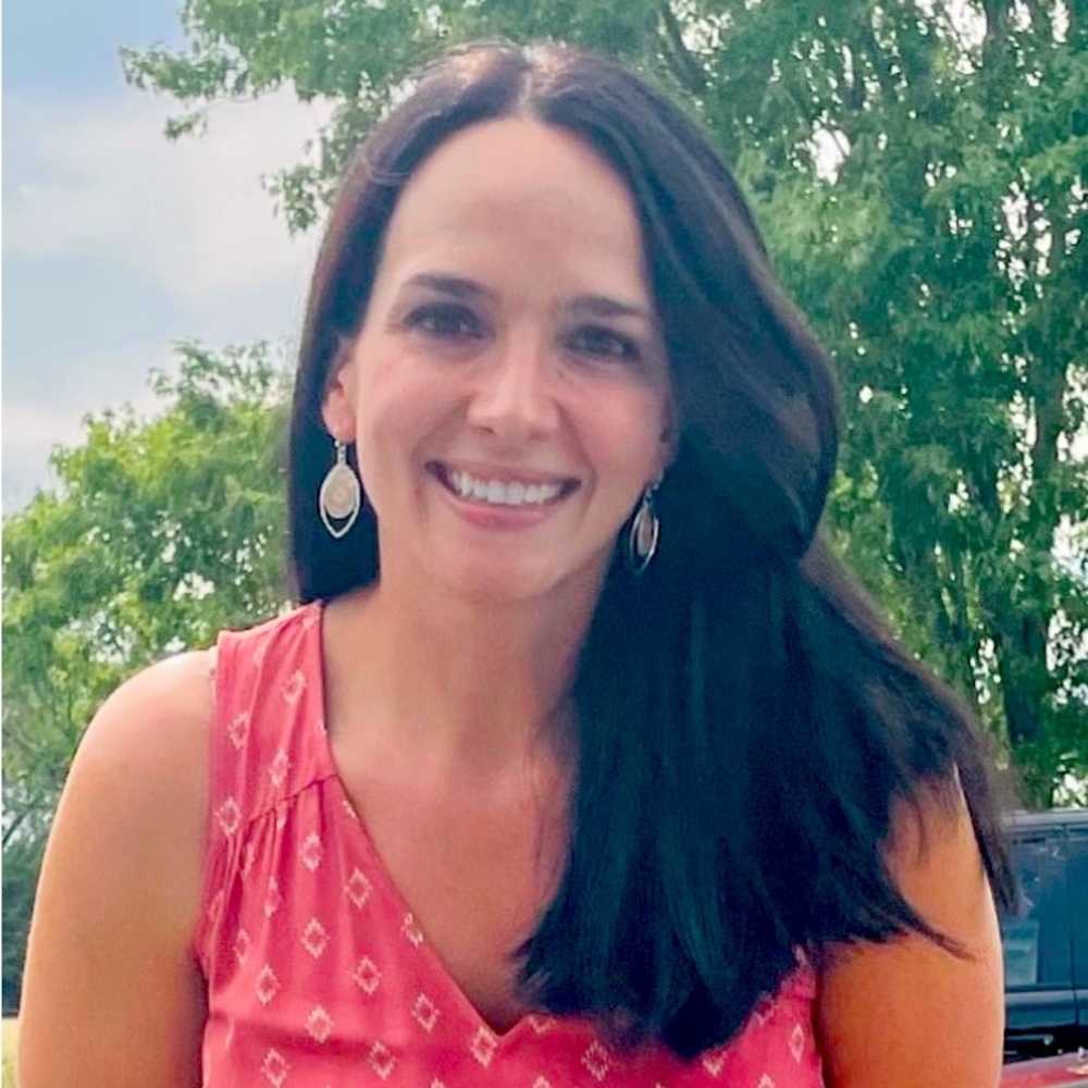 Meet your Posher, Jennifer
